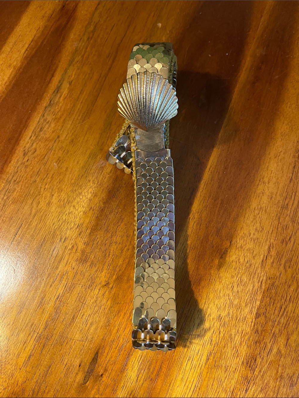 Vintage Gold Fish Scale Metallic Elastic Belt Seashell Clasp 23” S Serpentine